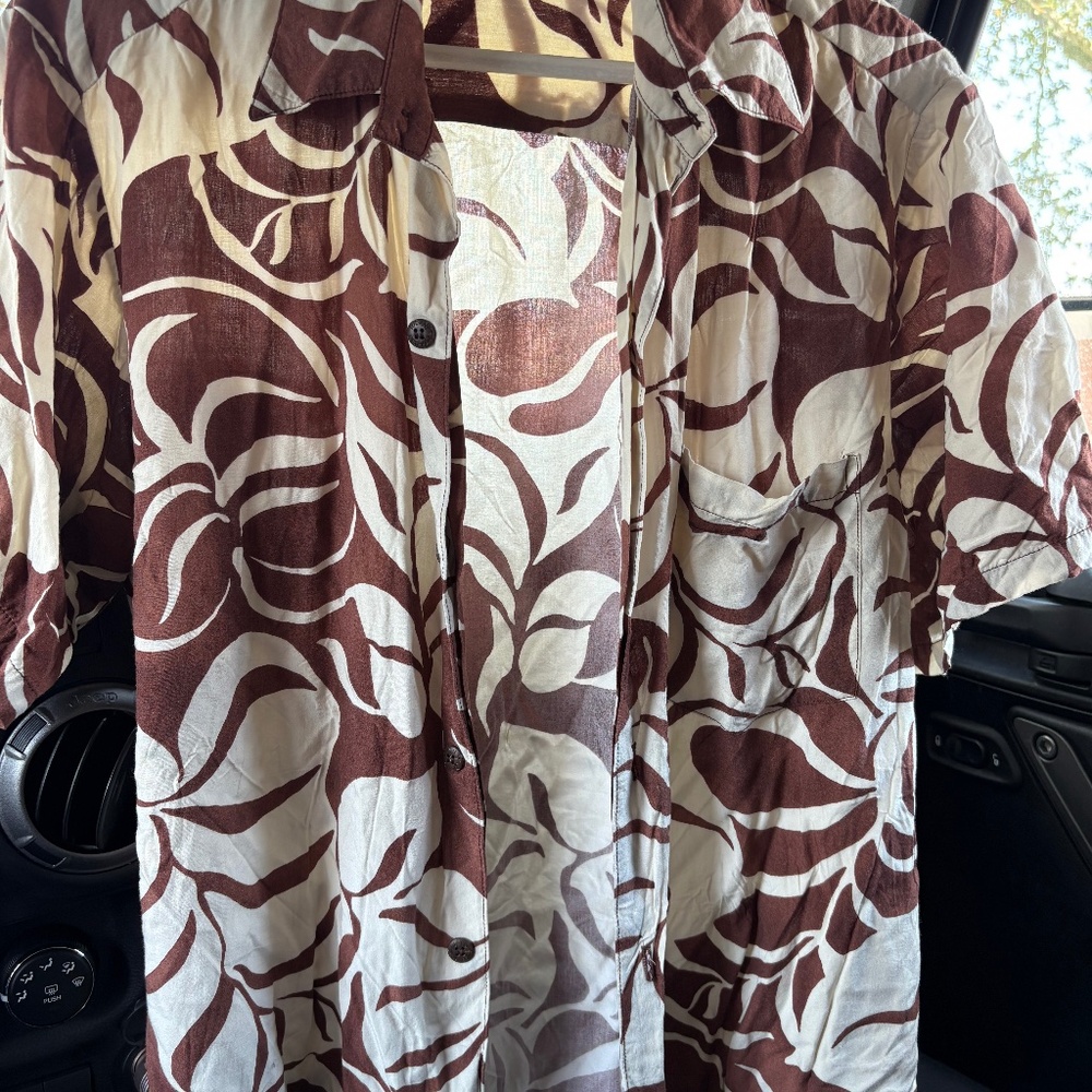 Bundle 2 Shirts button up